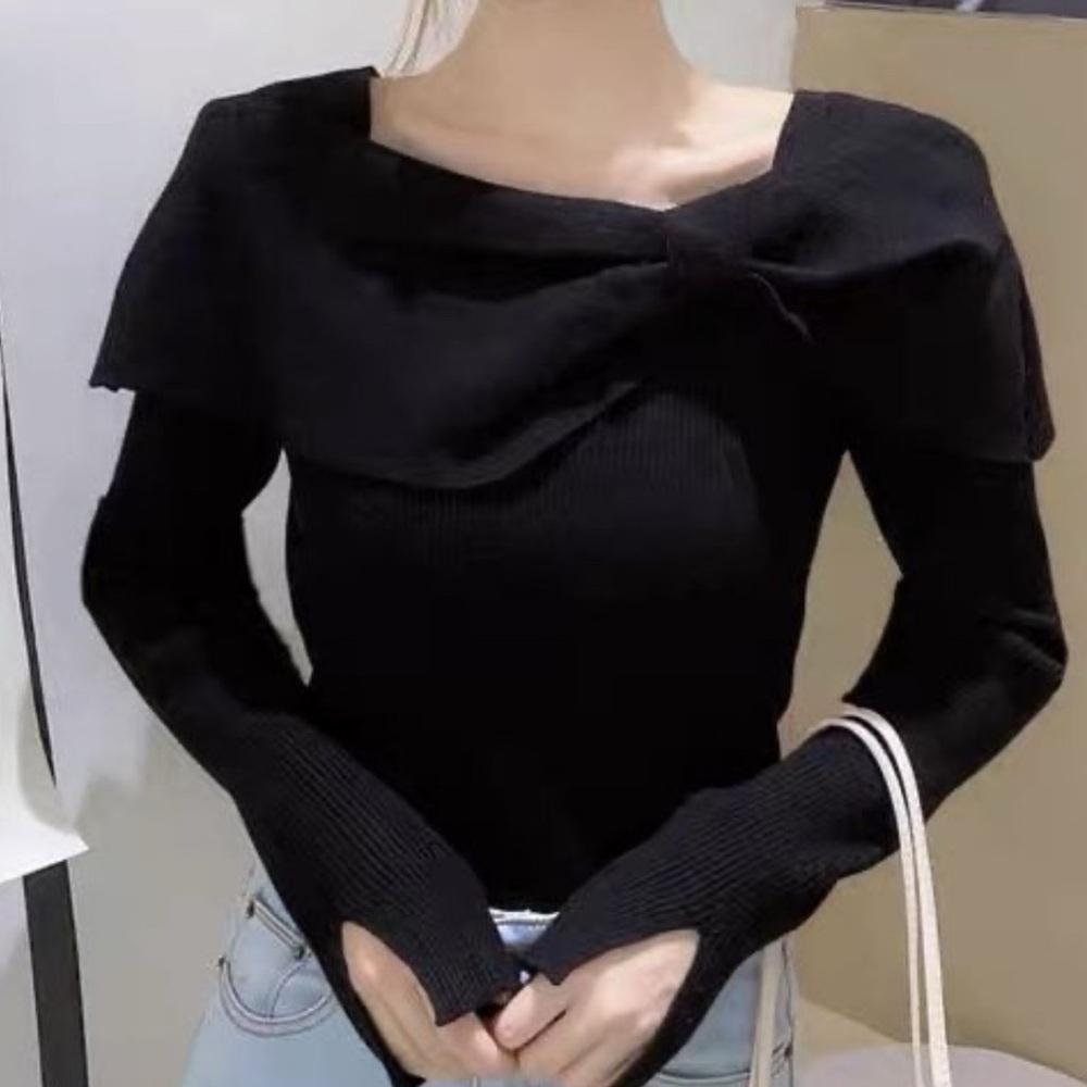 Korean style knit Long Sleeve Crop Top
